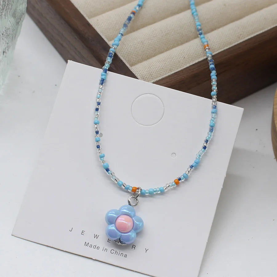 The Meadow Daisy Choker
