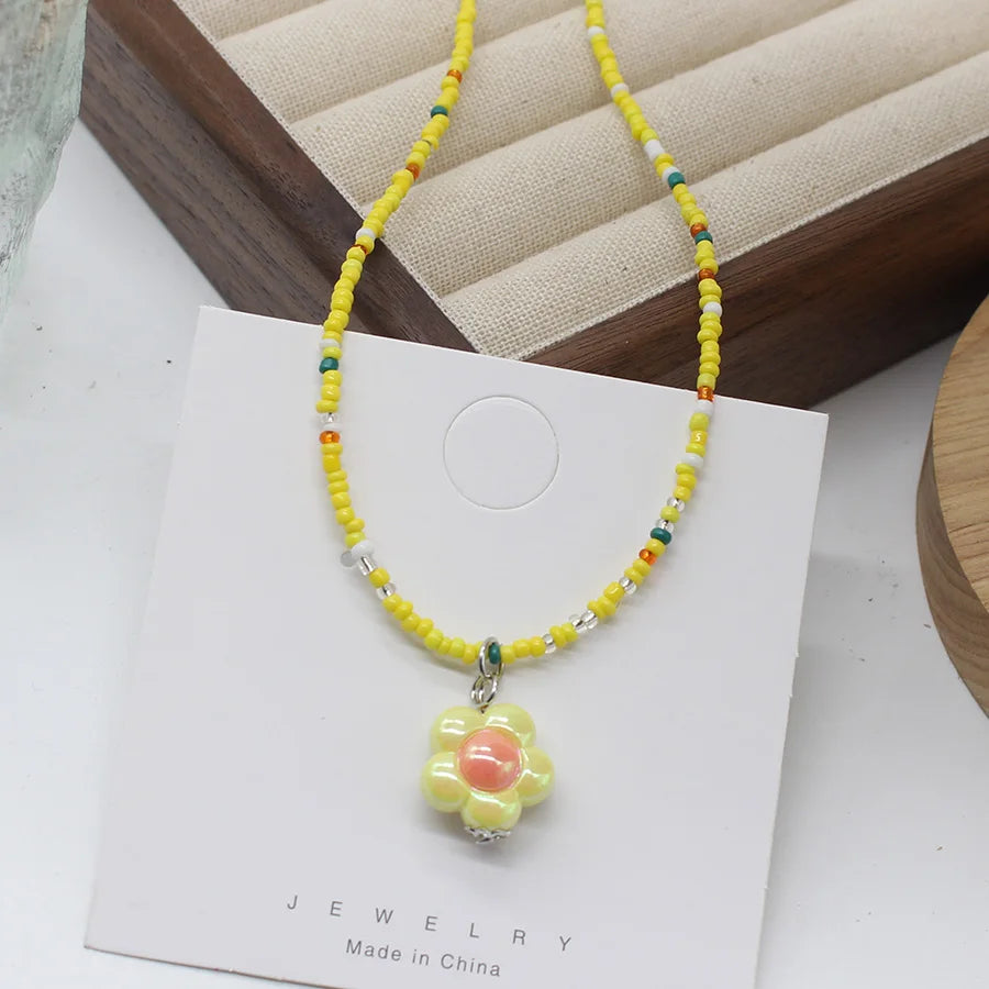 The Meadow Daisy Choker