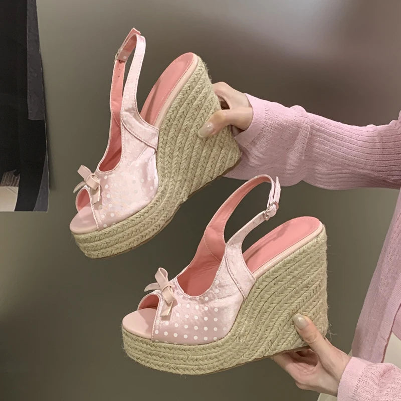 The Costa Brava Bow Wedge