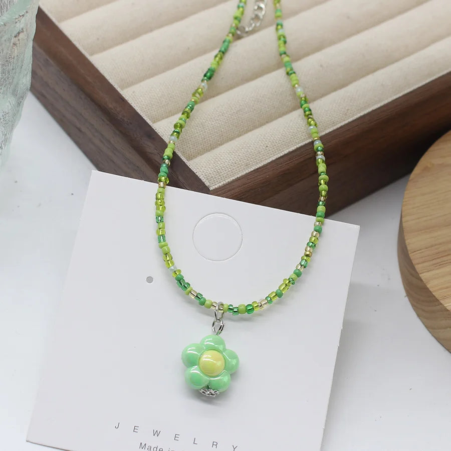 The Meadow Daisy Choker