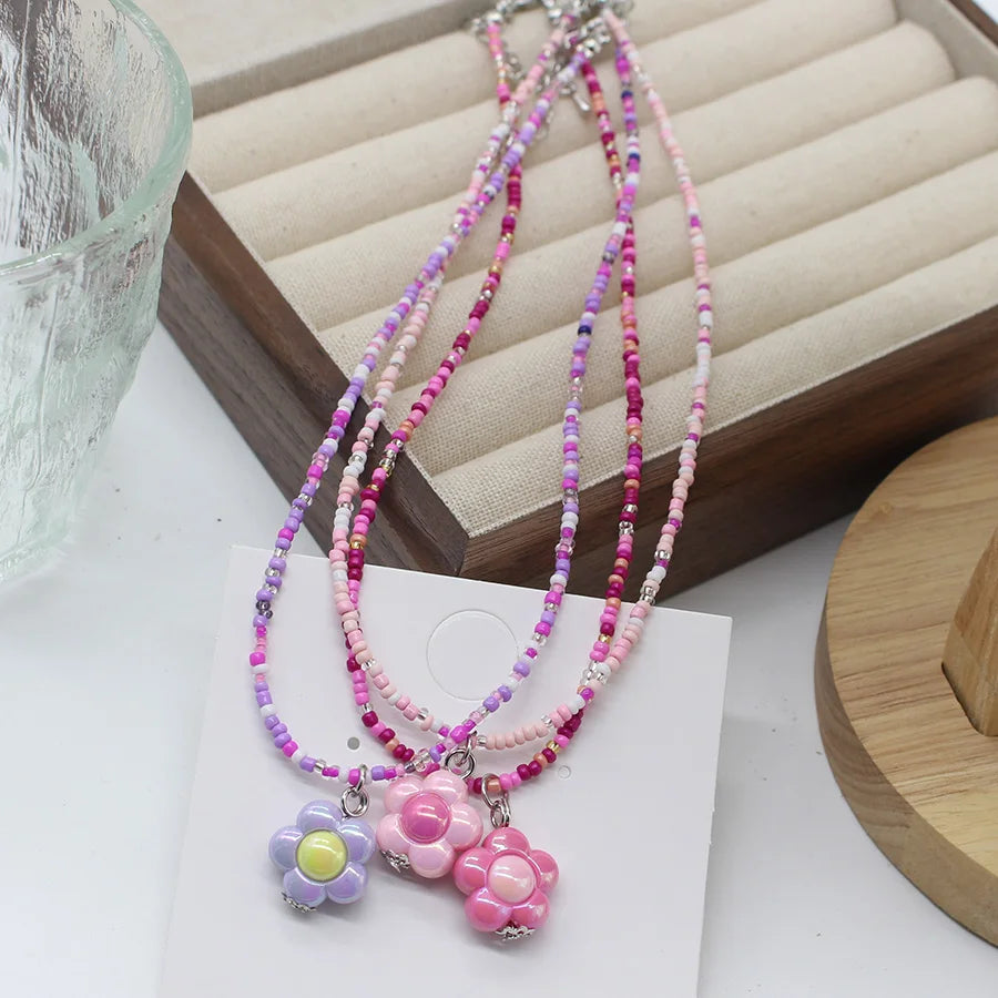 The Meadow Daisy Choker